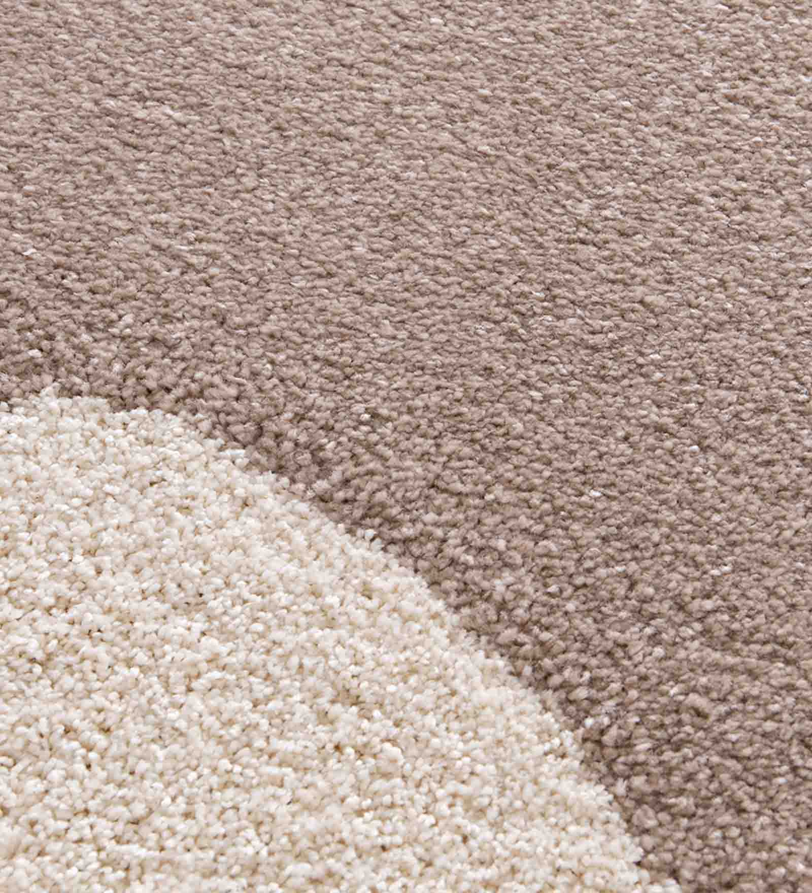 Naomi Hibiscus Carpet Brown