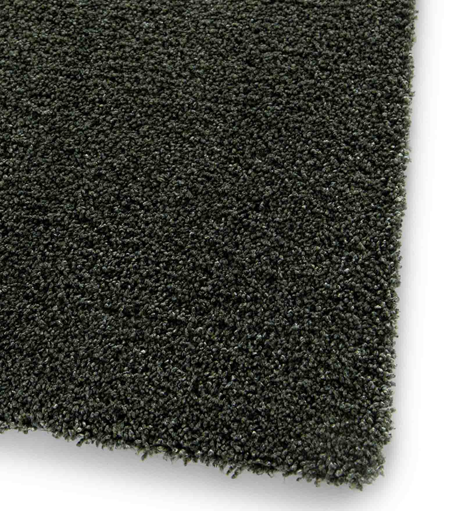 Kiss Solid Carpet Green