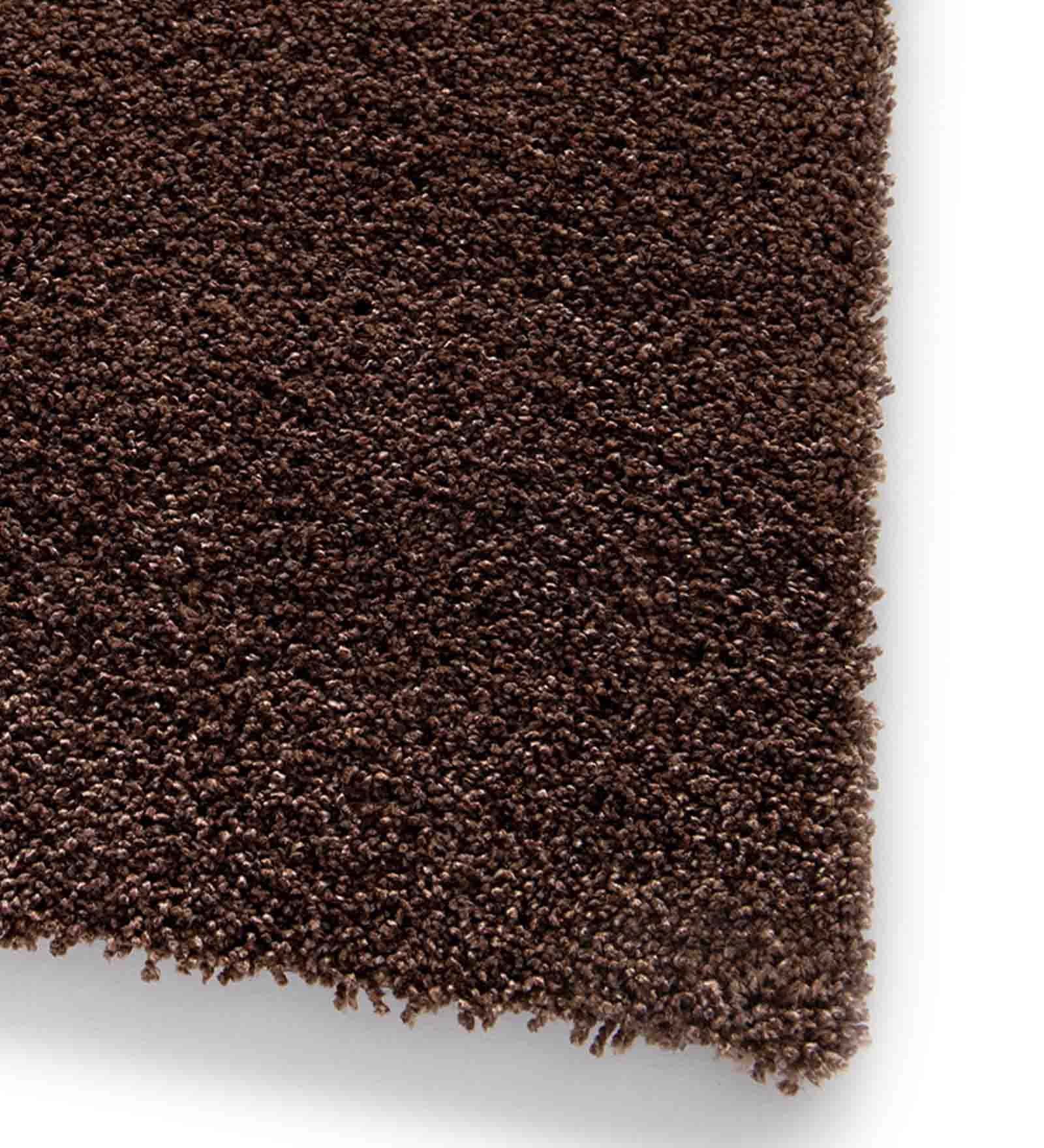 Kiss Solid Carpet Brown