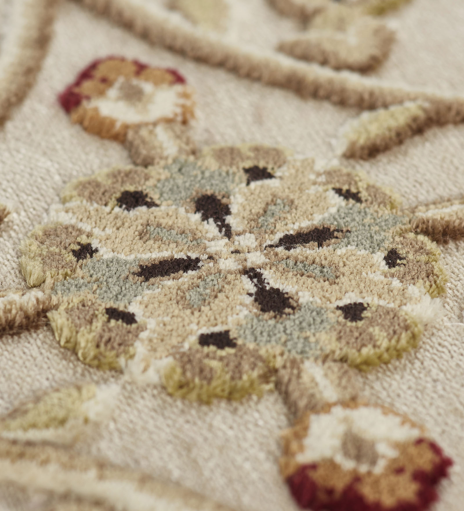 Genova Classical Runner Cream