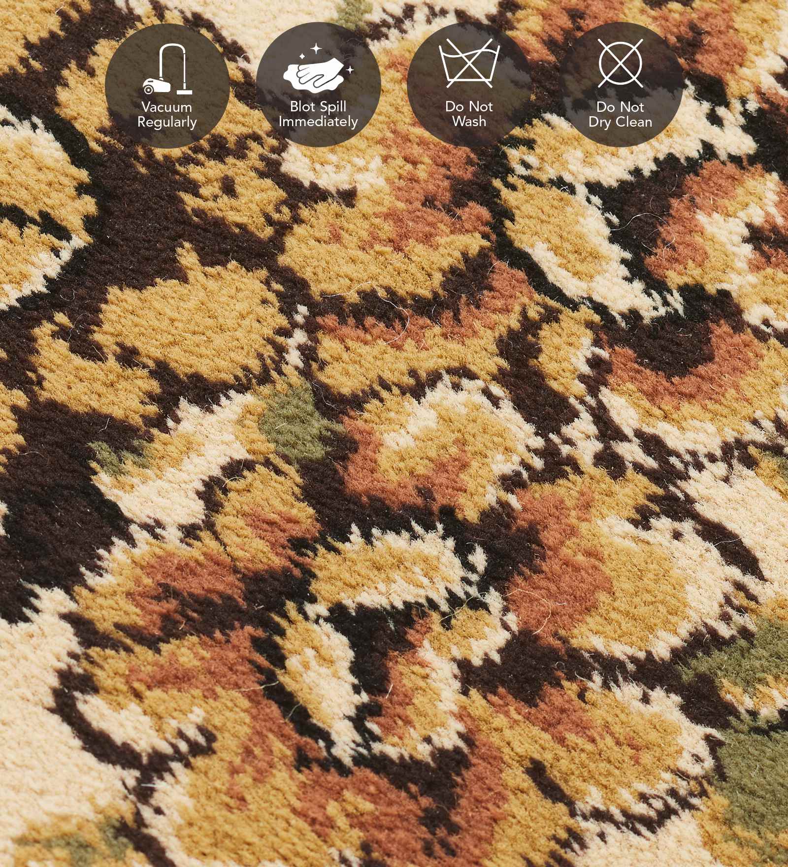 Esfahan Classical Machine Made Carpet Black and Beige