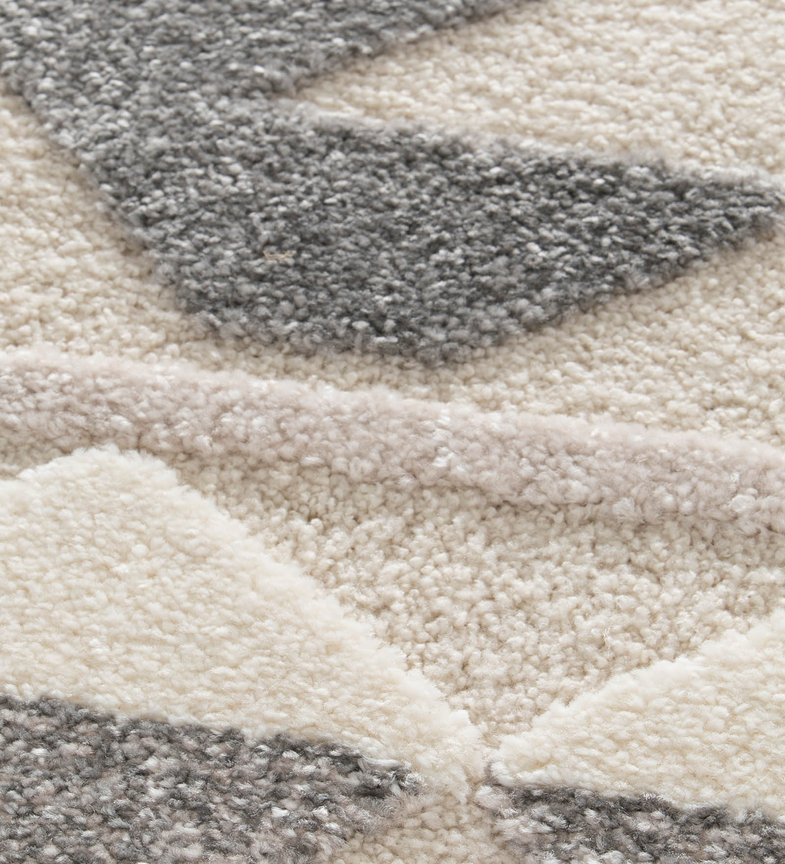 Cocoon Super Soft Geometric Carpet Cream