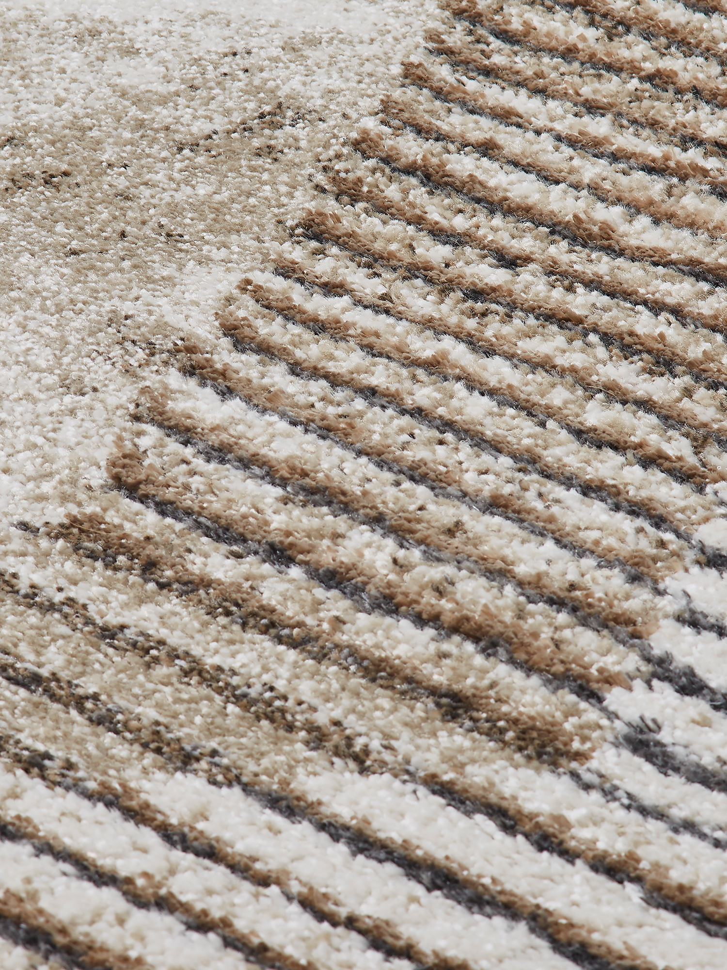 Malaga Geometric Carpet L.Brown