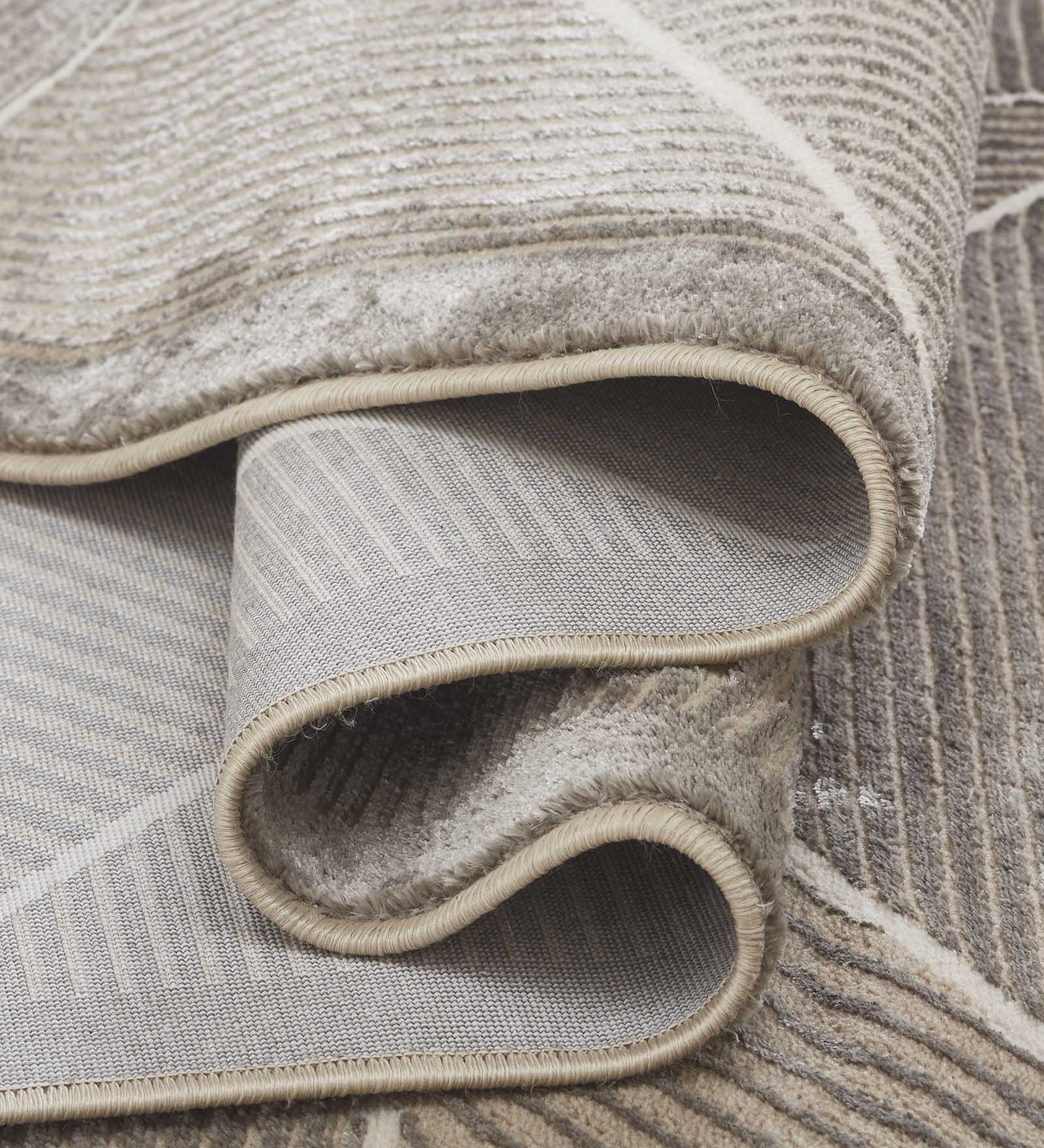 Viana Geometric Carpet Beige