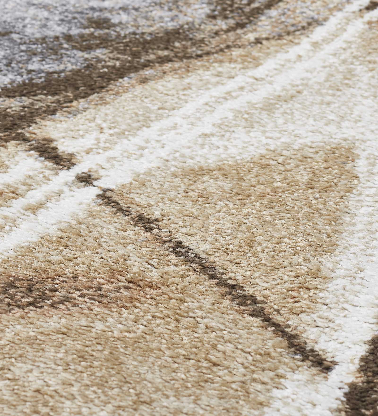 Arizona Abstract Carpet L.Brown and Cream