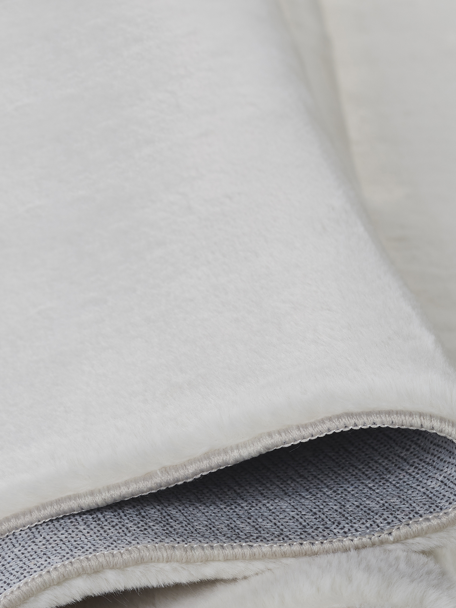 Oslo Jr Rabit Fur Runner Cream