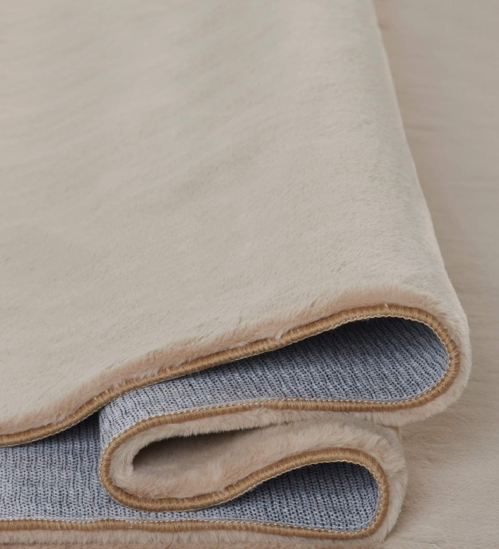 Oslo Jr Rabit Fur Carpet Camel