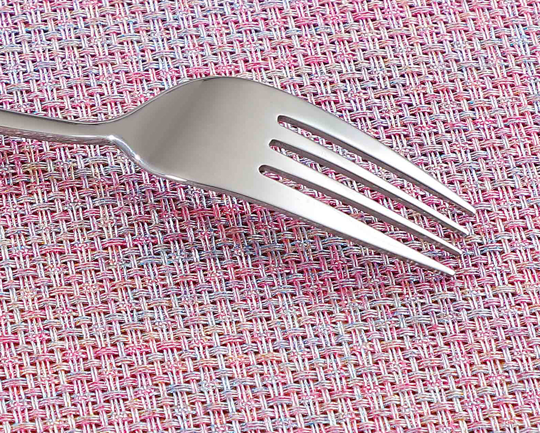 OBSESSIONS Heat Resistant and Washable Table Mat Pink