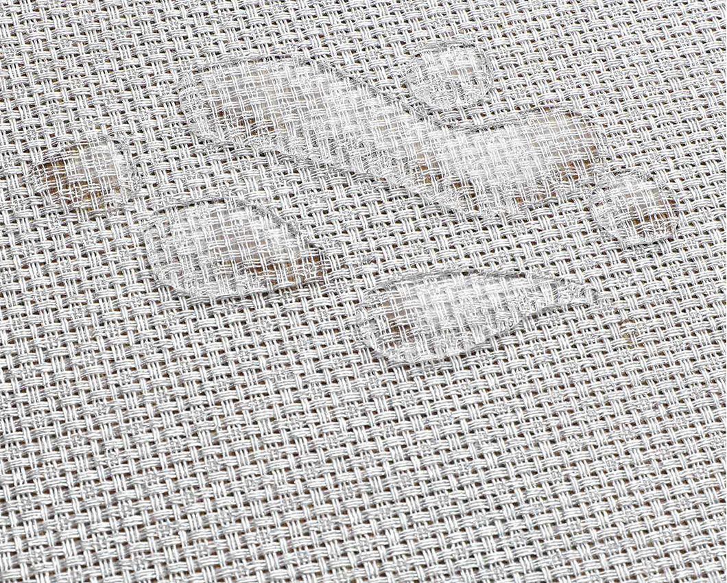 OBSESSIONS Heat Resistant and Washable Table Mat Grey