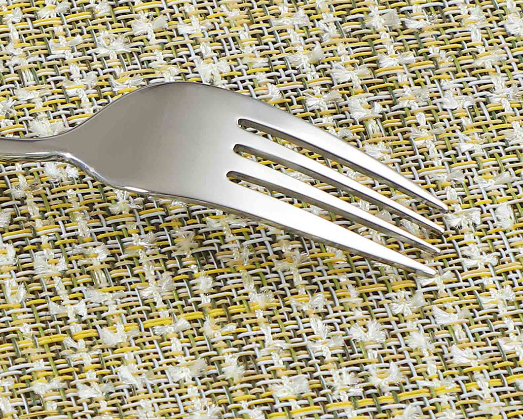 OBSESSIONS Heat Resistant and Washable Table Mat Yellow