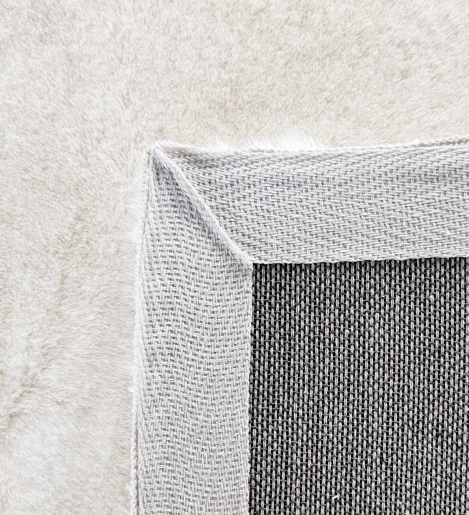 New Oslo Rabit Fur Carpet White