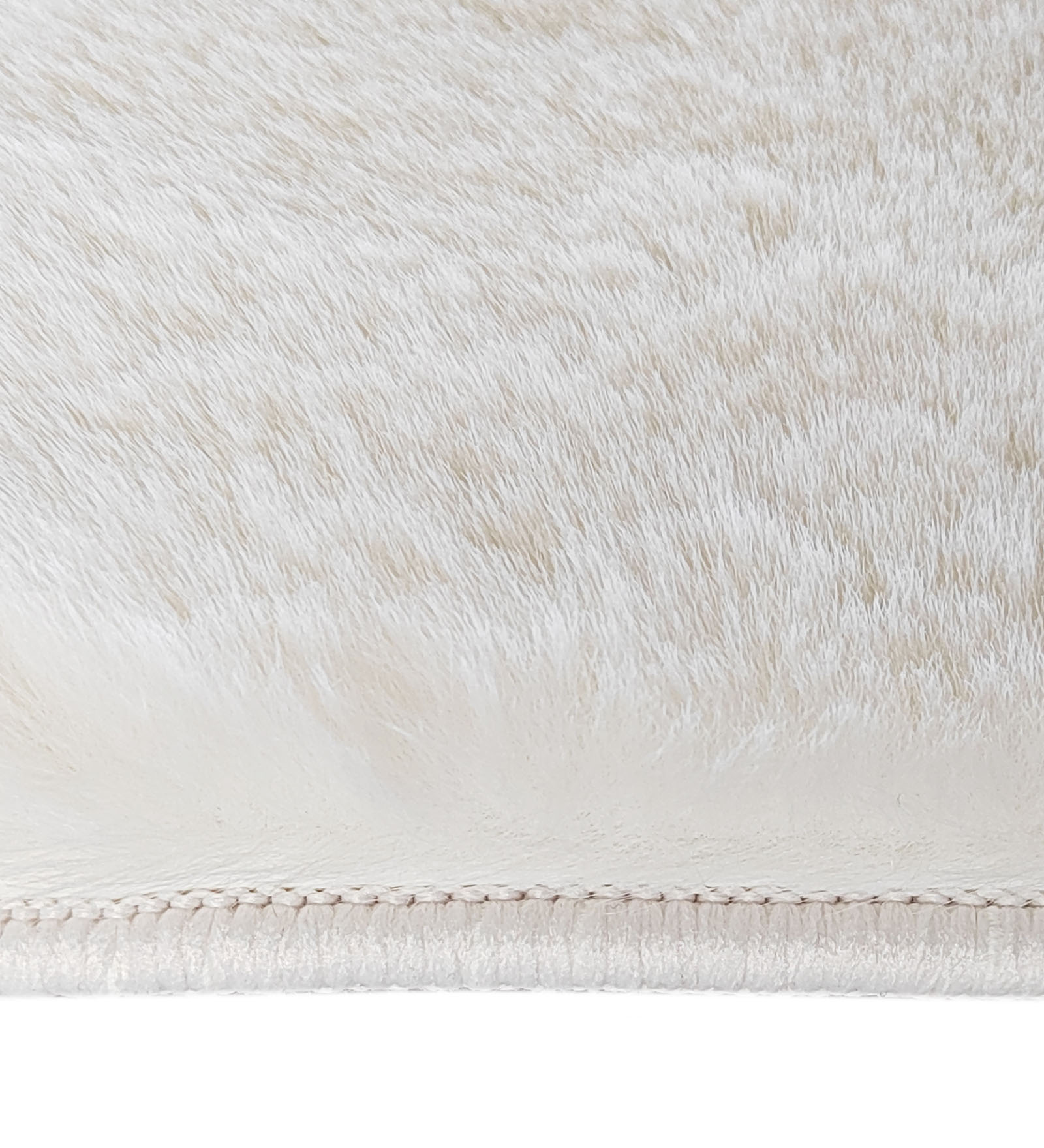 New Oslo Rabit Fur Carpet White