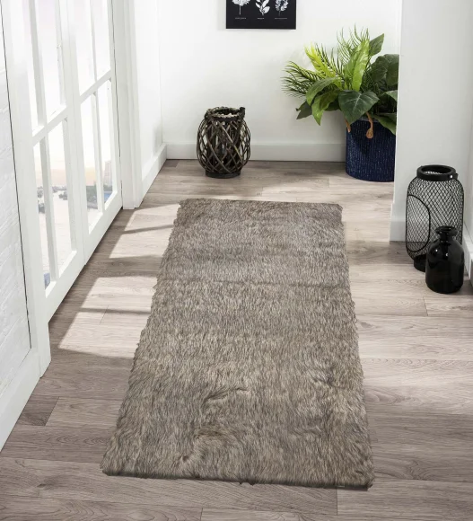 Lucy Solid Runner Brown
