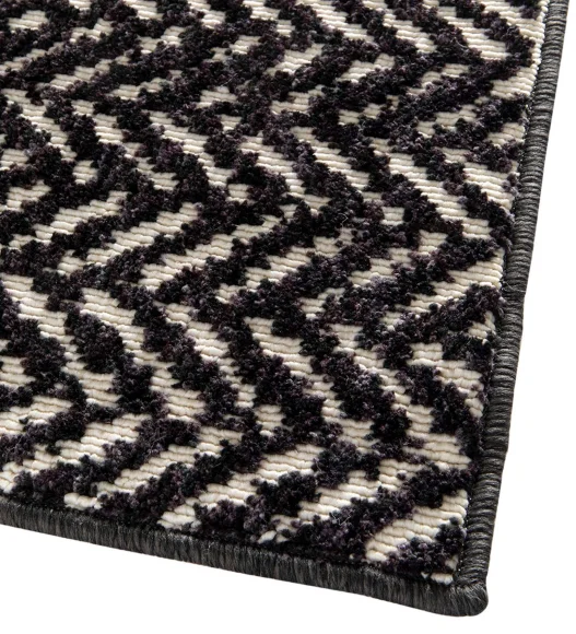 Black Striped Pattern  Polypropylene Carpet, 160X230 cm