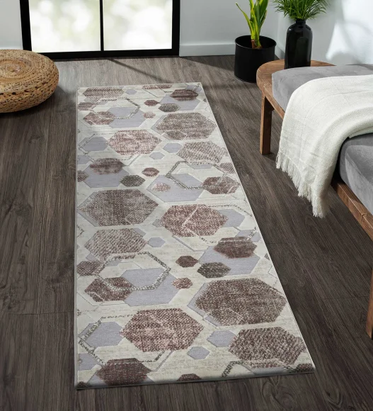 Genova Geometric Runner Brown and Grey