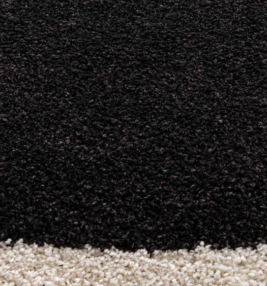 Naomi illusion Carpet Black