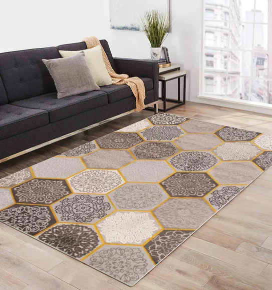 Flow C Pentagon Carpet Brown