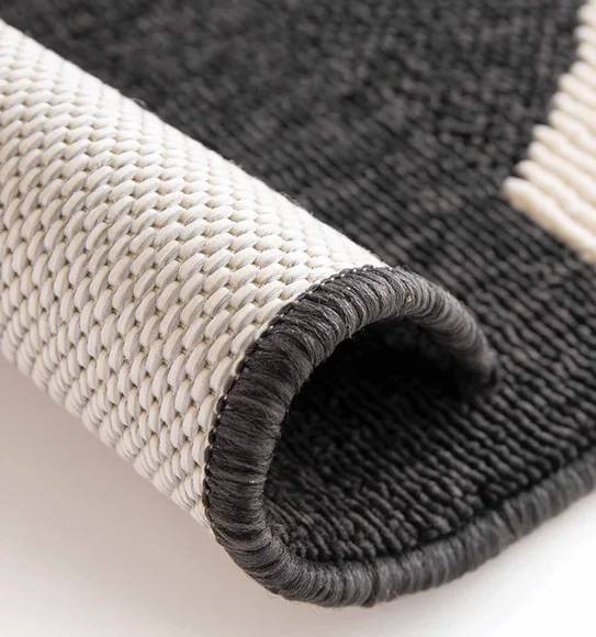 Sfynx Bold Geometric Carpet Cream