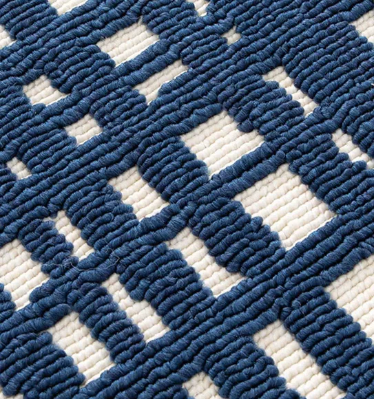 Sfynx Wire Gauze Carpet Blue