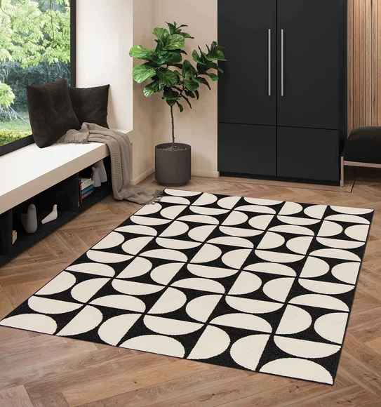 Sfynx Half Moon Carpet Charcoal