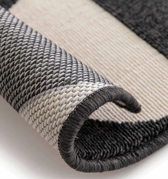 Sfynx Half Moon Carpet Charcoal