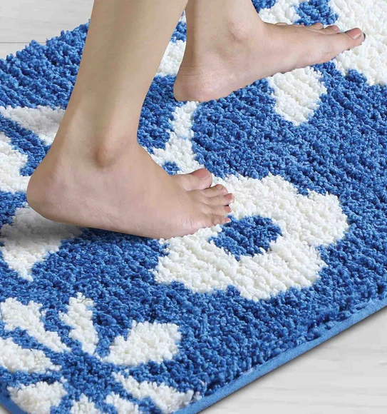 Urban Anti skid Quick Dry Bath Mat Blue and White