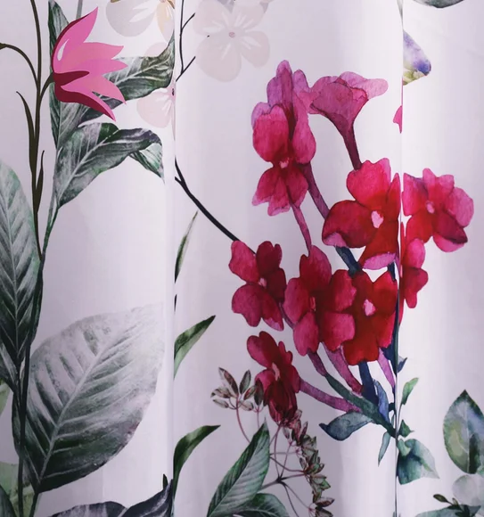 Glam Water Repellent Polyester Shower Curtain Pink