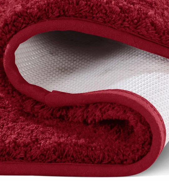 Munich Anti skid Polyester Bath Mat Mehroon