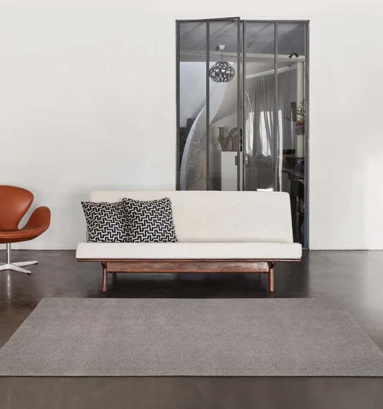 Kiss Solid Carpet Grey