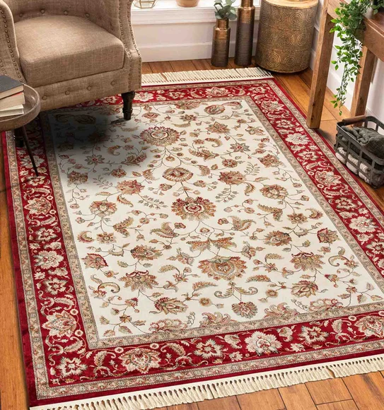 Belluchi Classical Carpet Cream and Maroon