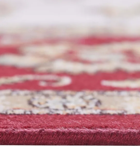 Belluchi Classical Carpet Cream and Maroon