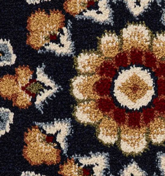 Esfahan Classical Carpet Red and Navy