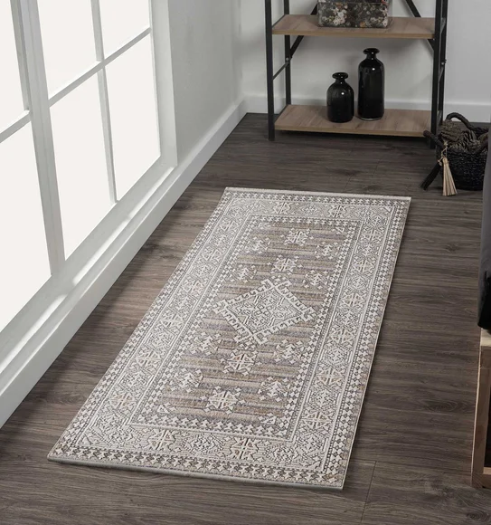 Caroline Neo Classical Runner Beige