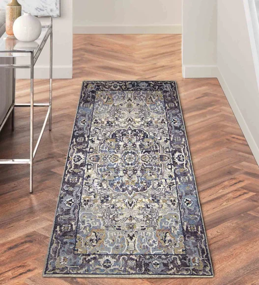 Castle Medallion Neo Classical Runner Mauve