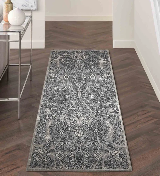 Castle Vineyard Neo Classical Runner Silver Grey