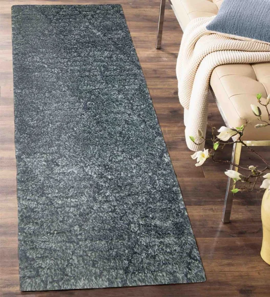Husky Diamond Shaggy Runner Grey