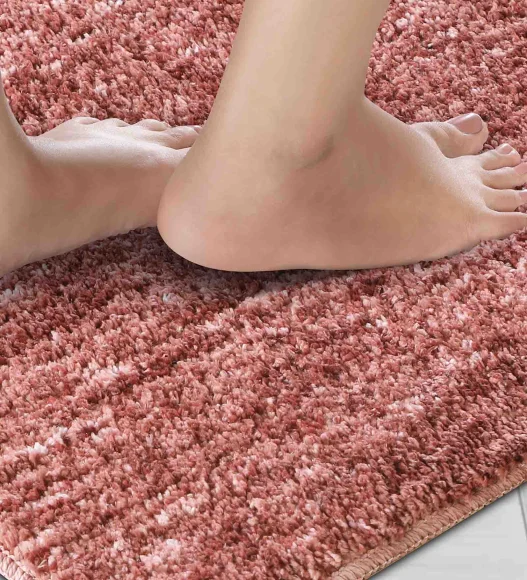 Zuby Anti skid Super Soft Bath Mat Strawberry