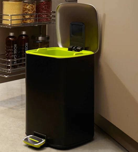 EKO 9388 Regent Fingerprint Resistant Step Bin Black