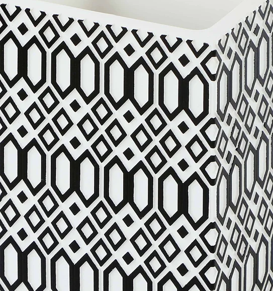 Vibe Tumbler Polyresin Tumbler Black and White
