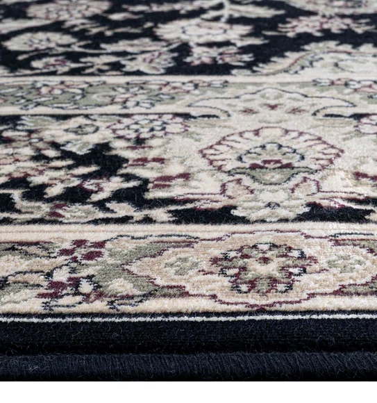 Belluchi Classical Runner Black and Cream
