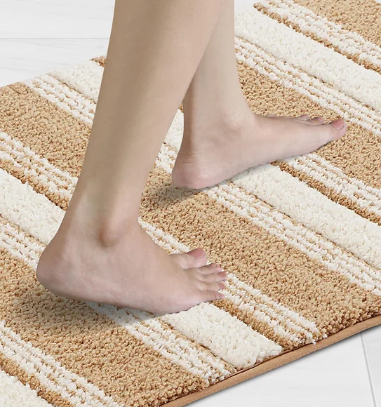 Hermosa Quick Dry Anti skid Bath Mat Beige and Cream
