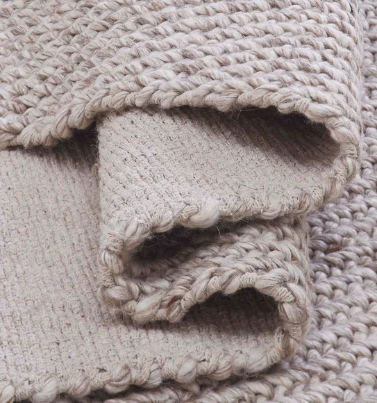 Amour Solid Carpet L.Beige