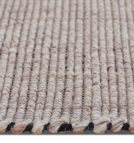 Amour Solid Carpet Beige