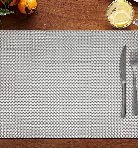 Avono Heat Resistant and Washable Table Mat Silver