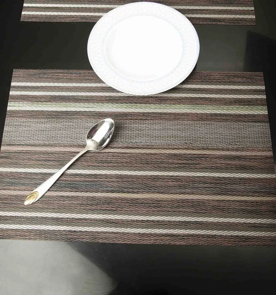 Avono Maze Mat Heat Resistant Table Mat Brown and Olive