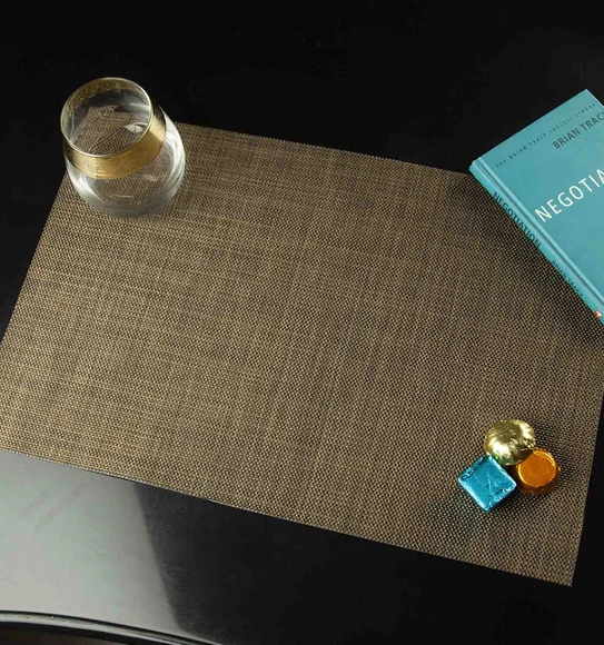 Avono Maze Mat Heat Resistant Table Mat Golden Black