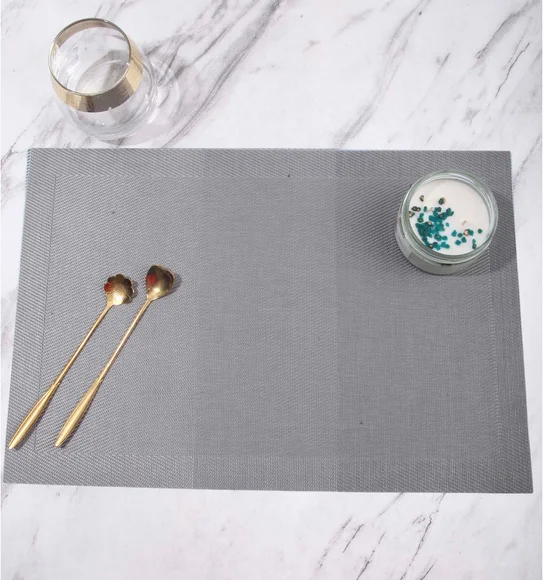 Avono Maze Mat Heat Resistant Table Mat Silver