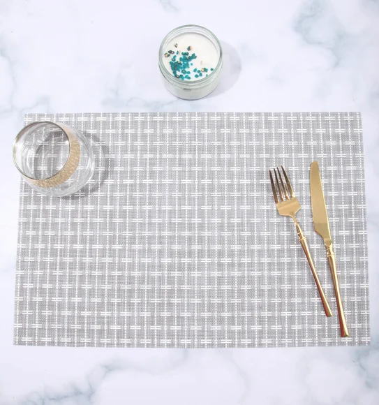 Avono Maze Mat Heat Resistant Table Mat Beige and White