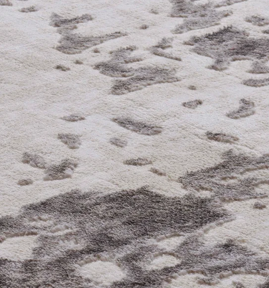 Viana Abstract Carpet Cream and White