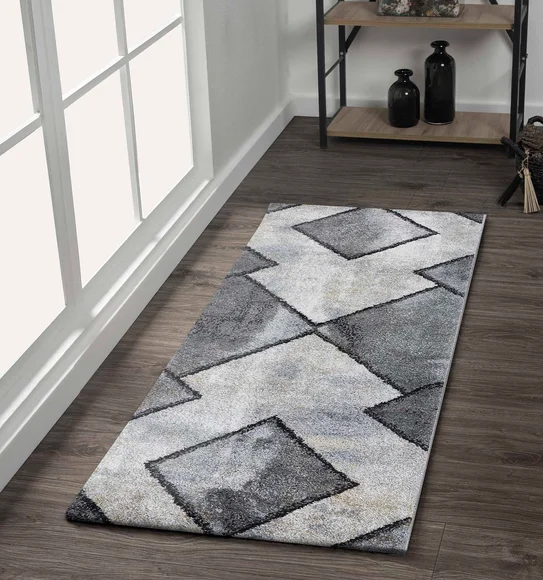 Arizona Geometric Runner Grey and Charcoal